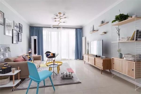 客厅阳台一体化装修